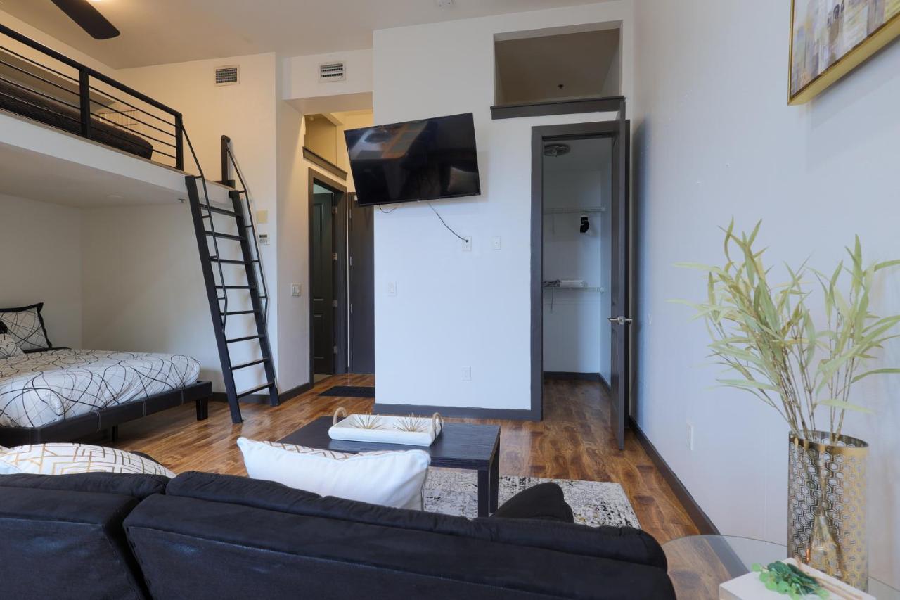 Old West Studio Lofts West Tampa Exterior foto