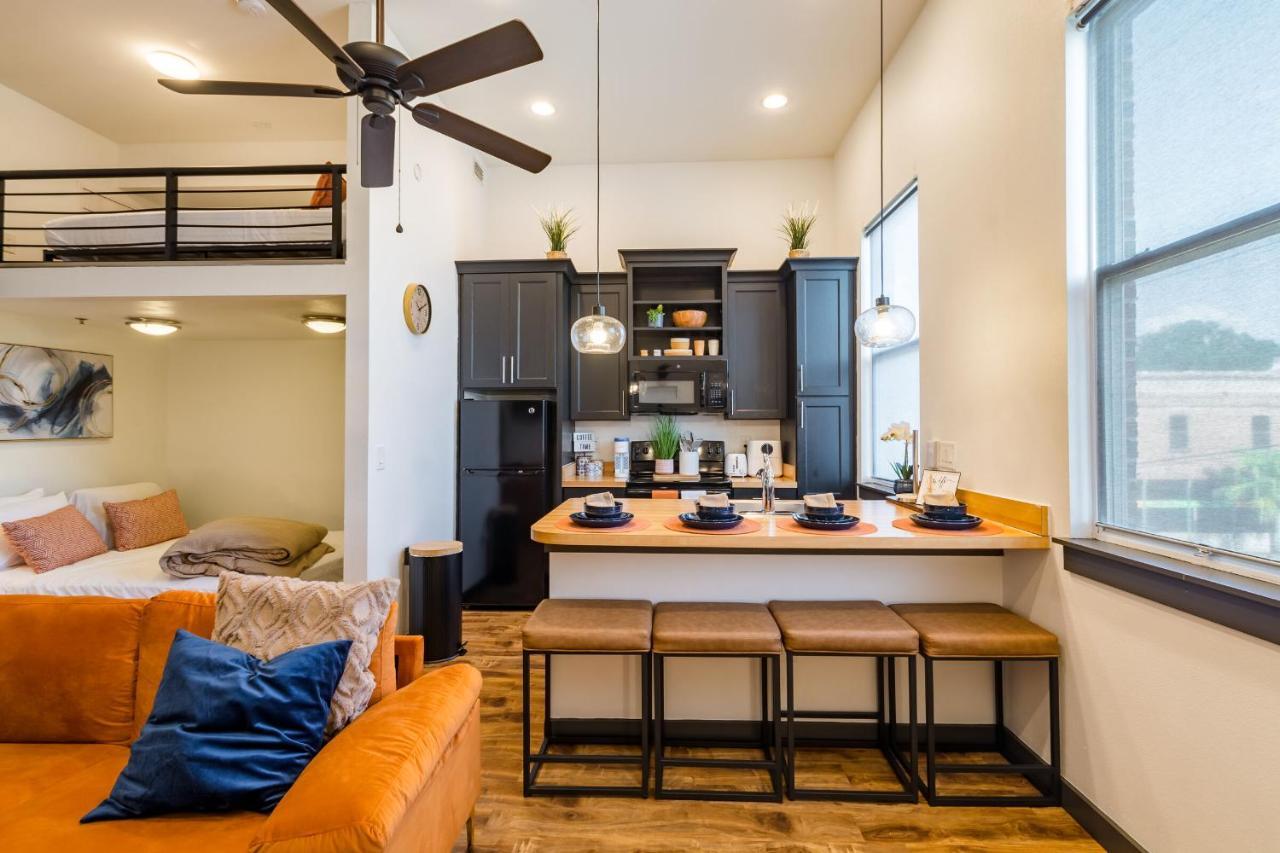 Old West Studio Lofts West Tampa Exterior foto